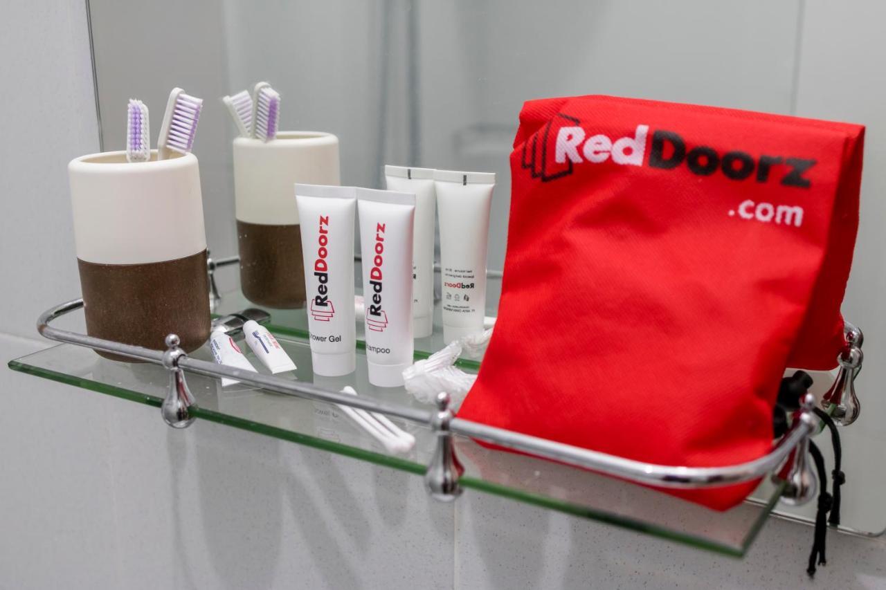 新加坡 Reddoorz At Geylang酒店 外观 照片
